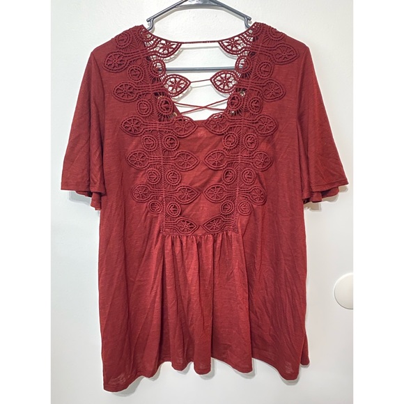 Xhileration Top - Picture 2 of 4